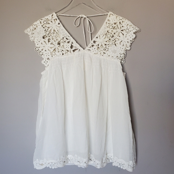 Johnny Was White Jude Crochet V Neck Blouse NWOT - Picture 3 of 11